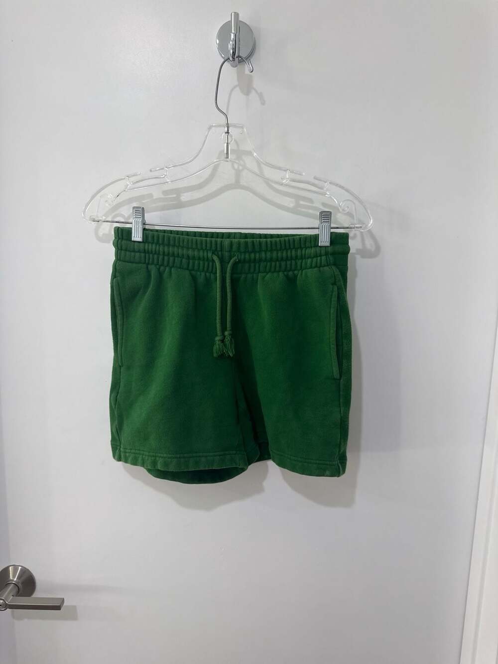 Aritzia Tna Cozy Fleece Boyfriend Shorts in Green